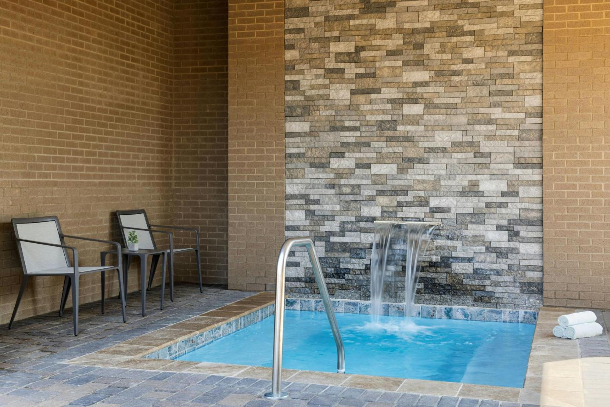 Courtyard By Marriott Starkville Msu At The Mill Conference Center Extérieur photo