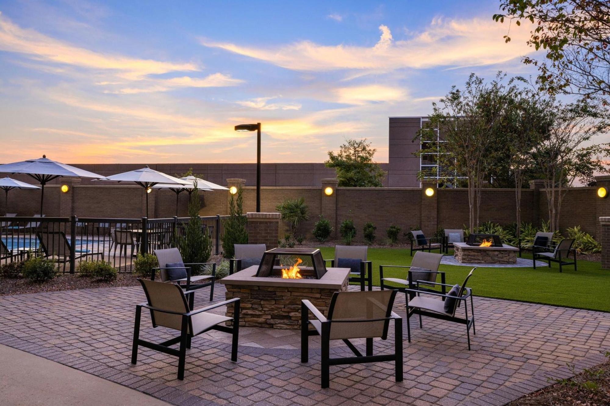 Courtyard By Marriott Starkville Msu At The Mill Conference Center Extérieur photo
