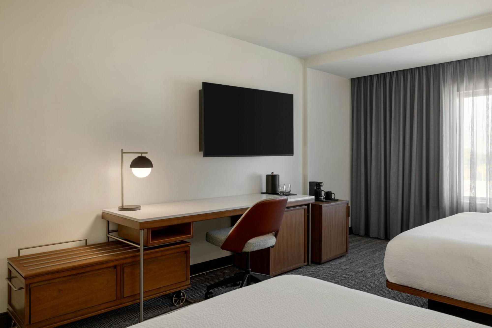 Courtyard By Marriott Starkville Msu At The Mill Conference Center Extérieur photo